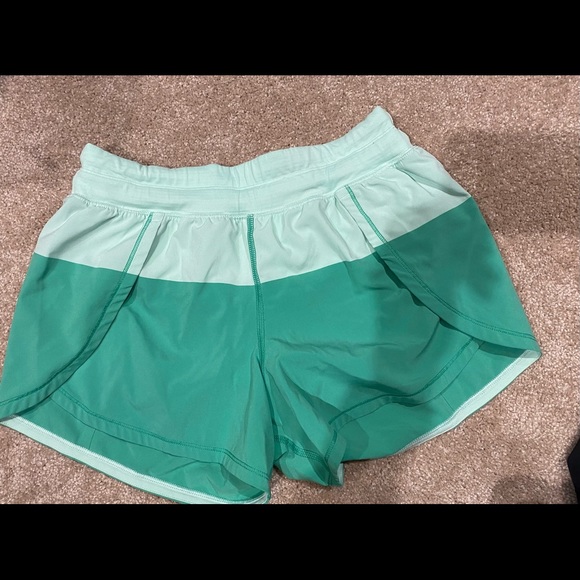 lululemon athletica Pants - Lululemon Breeze-By Shorts Green Size 4